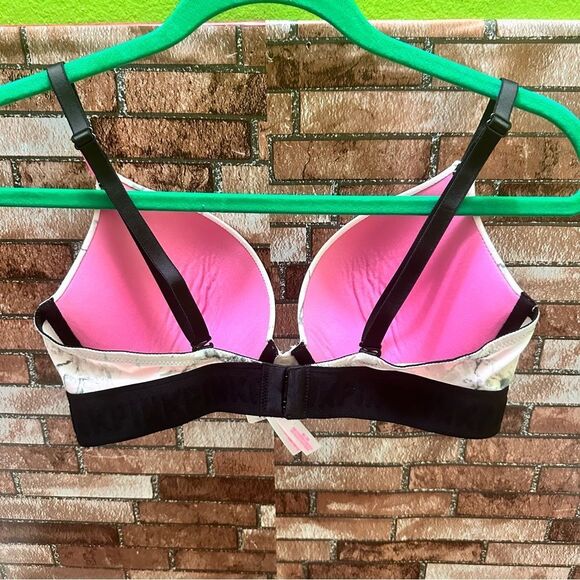 Victorias Secret By PINK Lightly lined Bra 36C - Picture 2 of 6